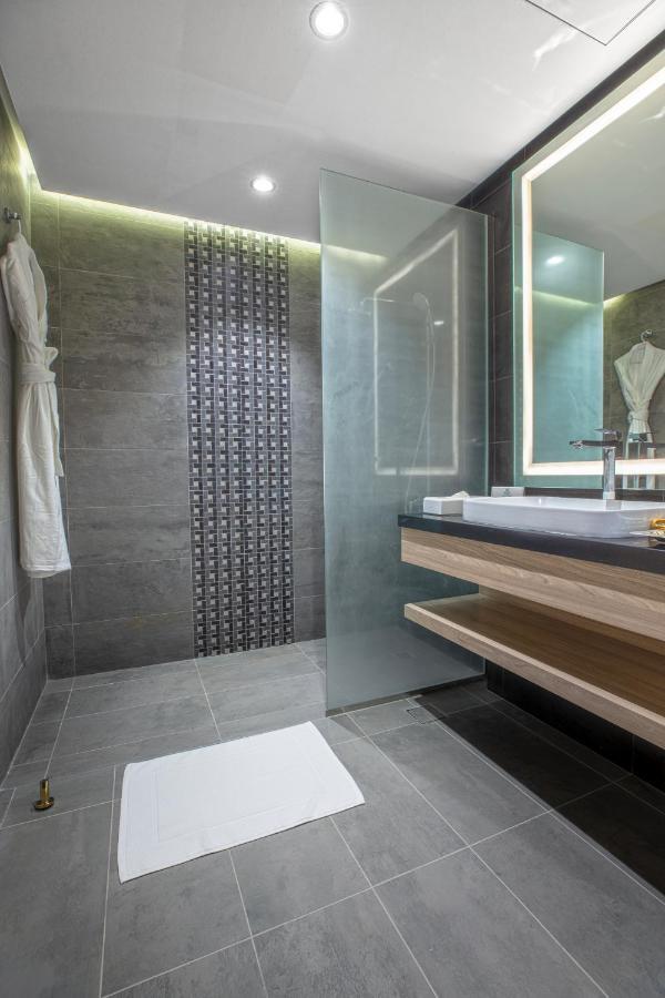 Green Park Hotel Doha Eksteriør bilde